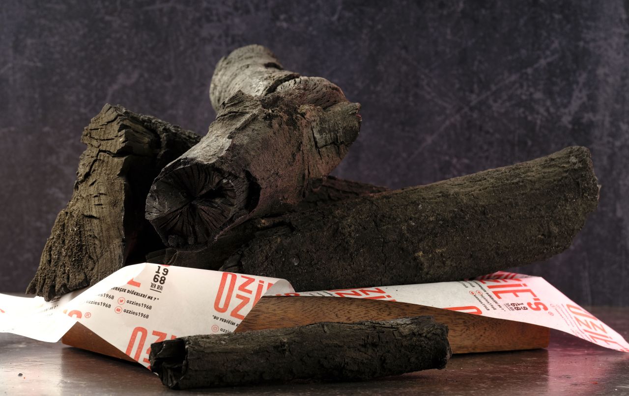 Ozzie’s 1968 Kömür  5 KG  Meşe Elleme (Büyük Parça)