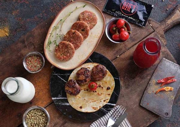 Ozzie's 1968 Business Class Paket